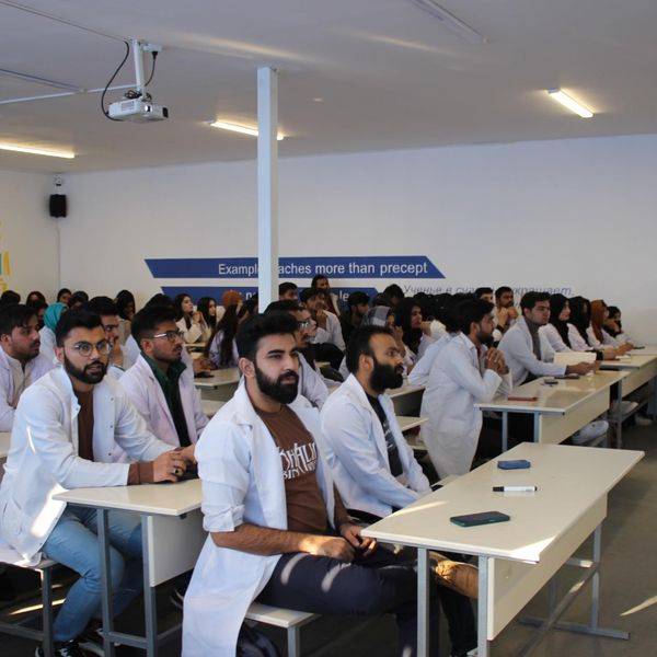 The Department of Morphological Disciplines and Public Health at AUSM organized a guest lecture for students of the 9th semester